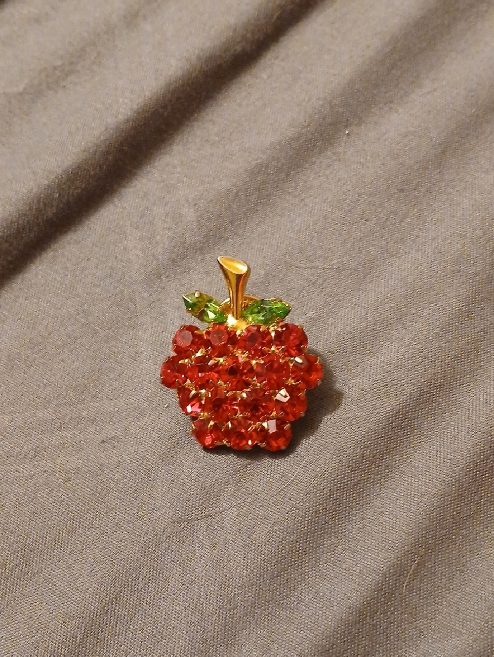 Sparkling Red Apple Crystal Brooch with Green Leaves